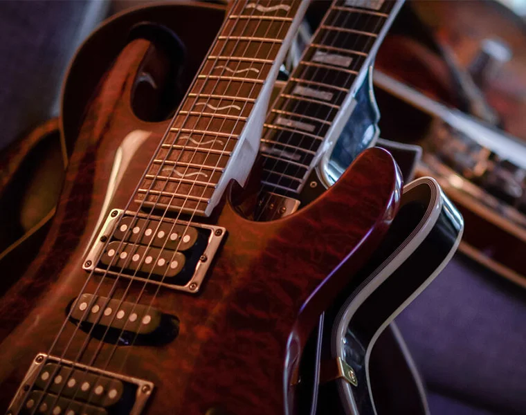 Гитары и оборудование