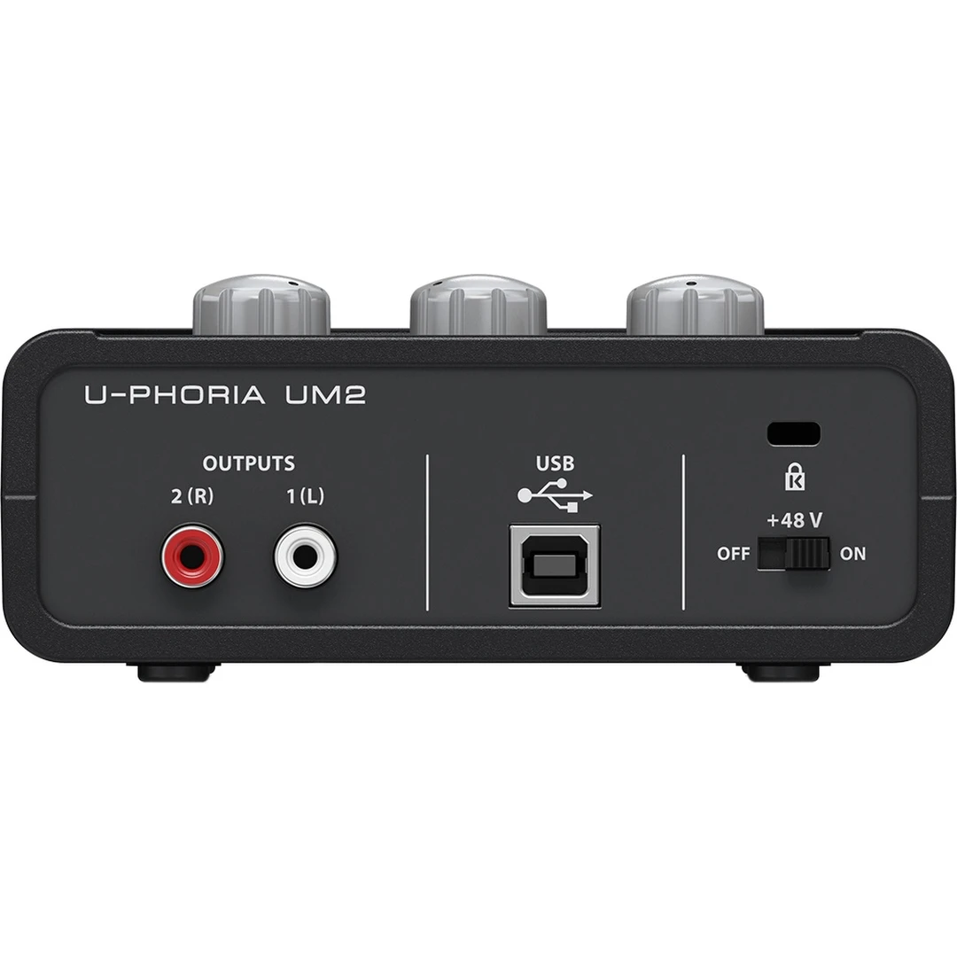 Аудиоинтерфейс Behringer U-PHORIA UM2