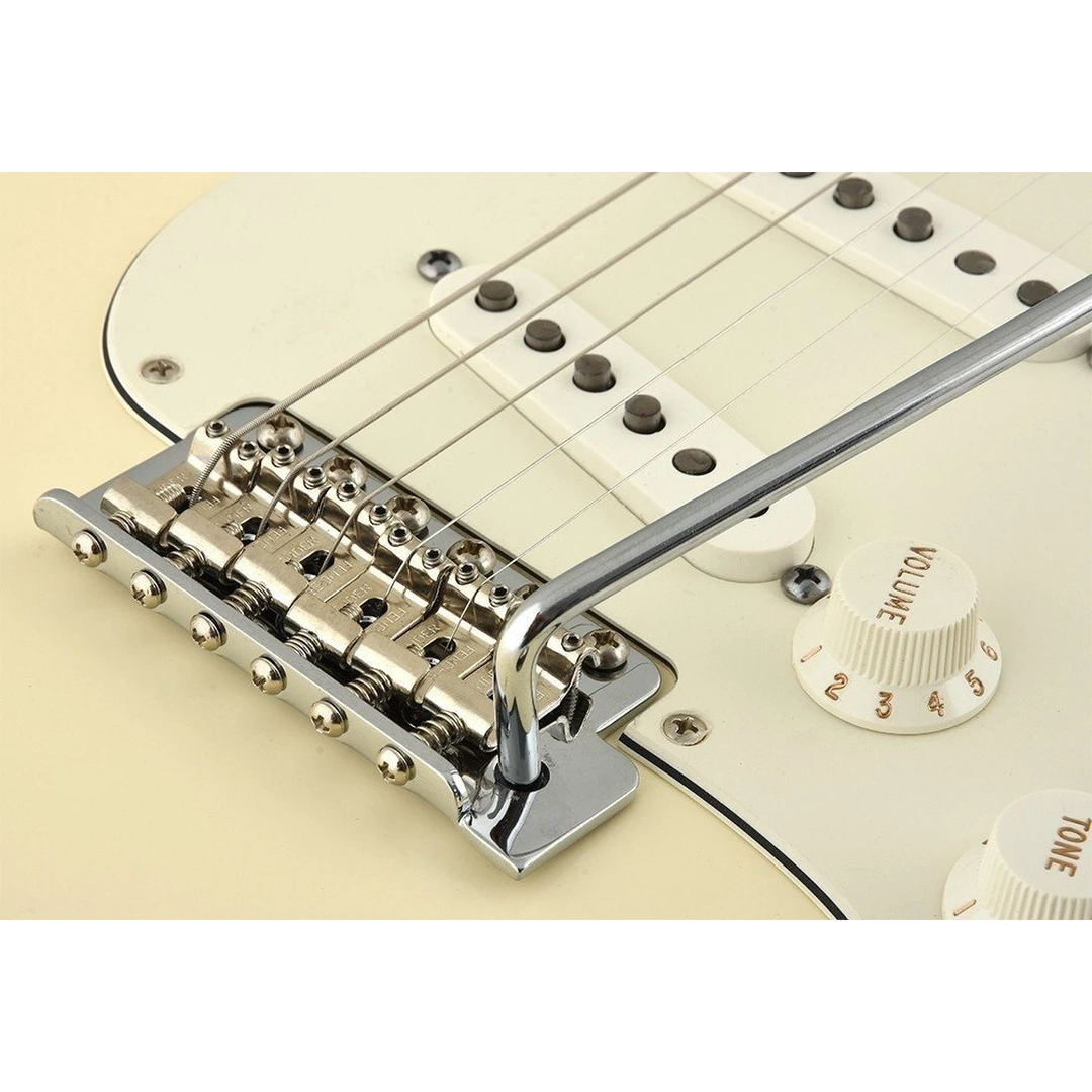 Электрогитара Fender American Special Stratocaster MN Olympic White