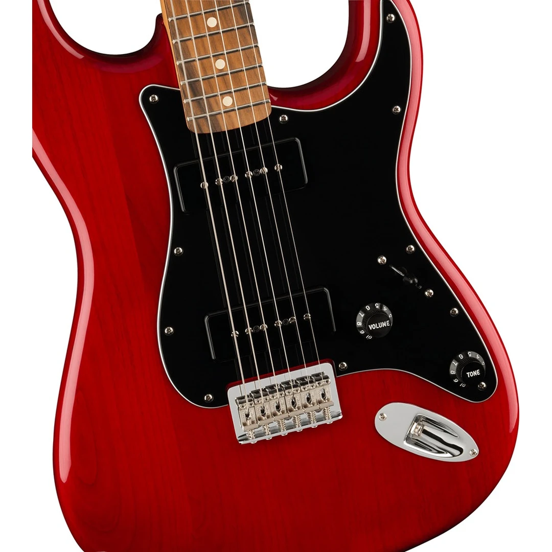 Электрогитара Fender Noventa Stratocaster PF Crimson Red Transparent