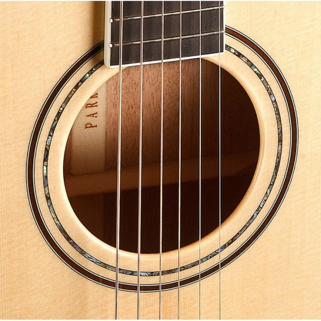 Акустическая гитара Parkwood P620