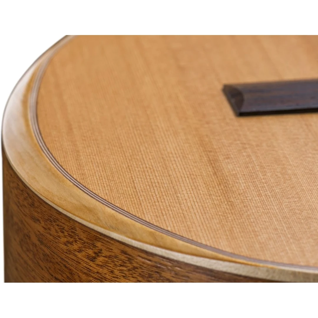 Классическая гитара La Mancha Rubi CM Armrest Edition