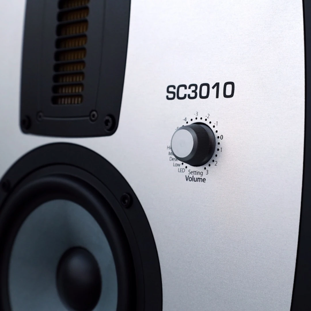 Студийный монитор EVE AUDIO SC3010