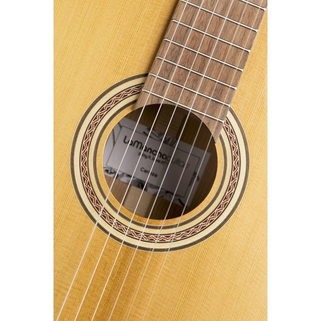 Классическая гитара La Mancha Cereza