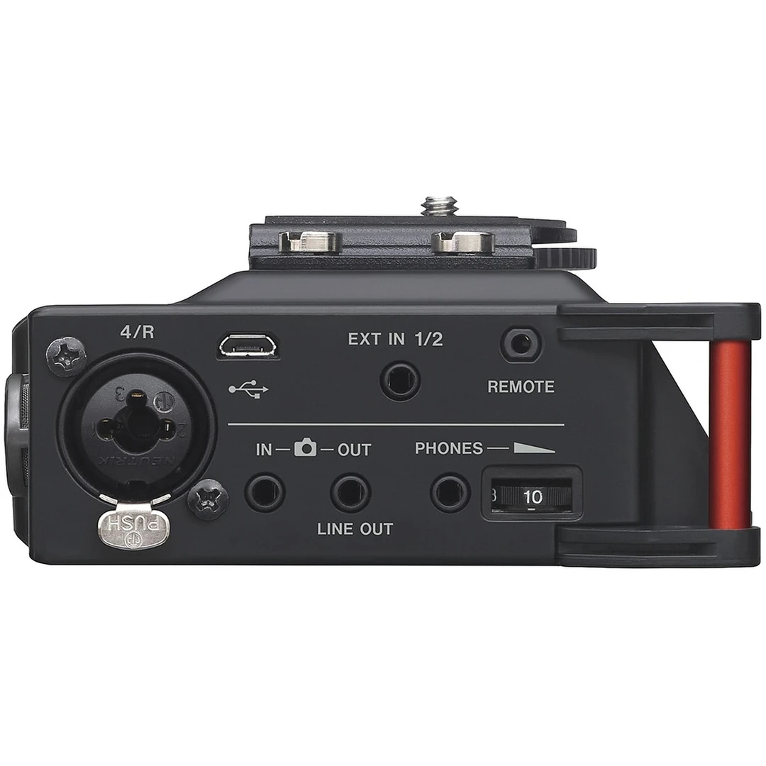Портативный рекордер Tascam DR-70D