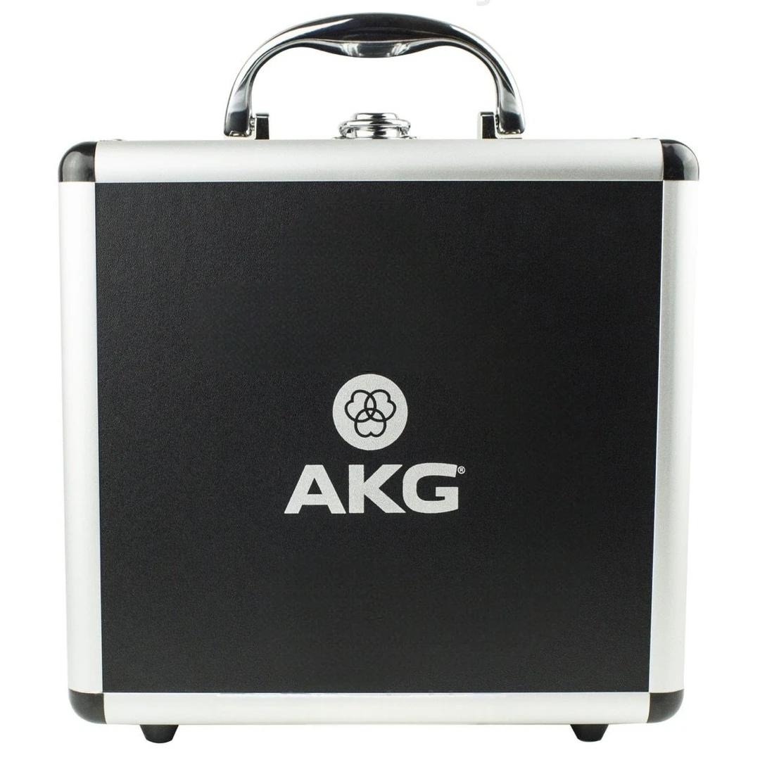 Микрофон AKG P220