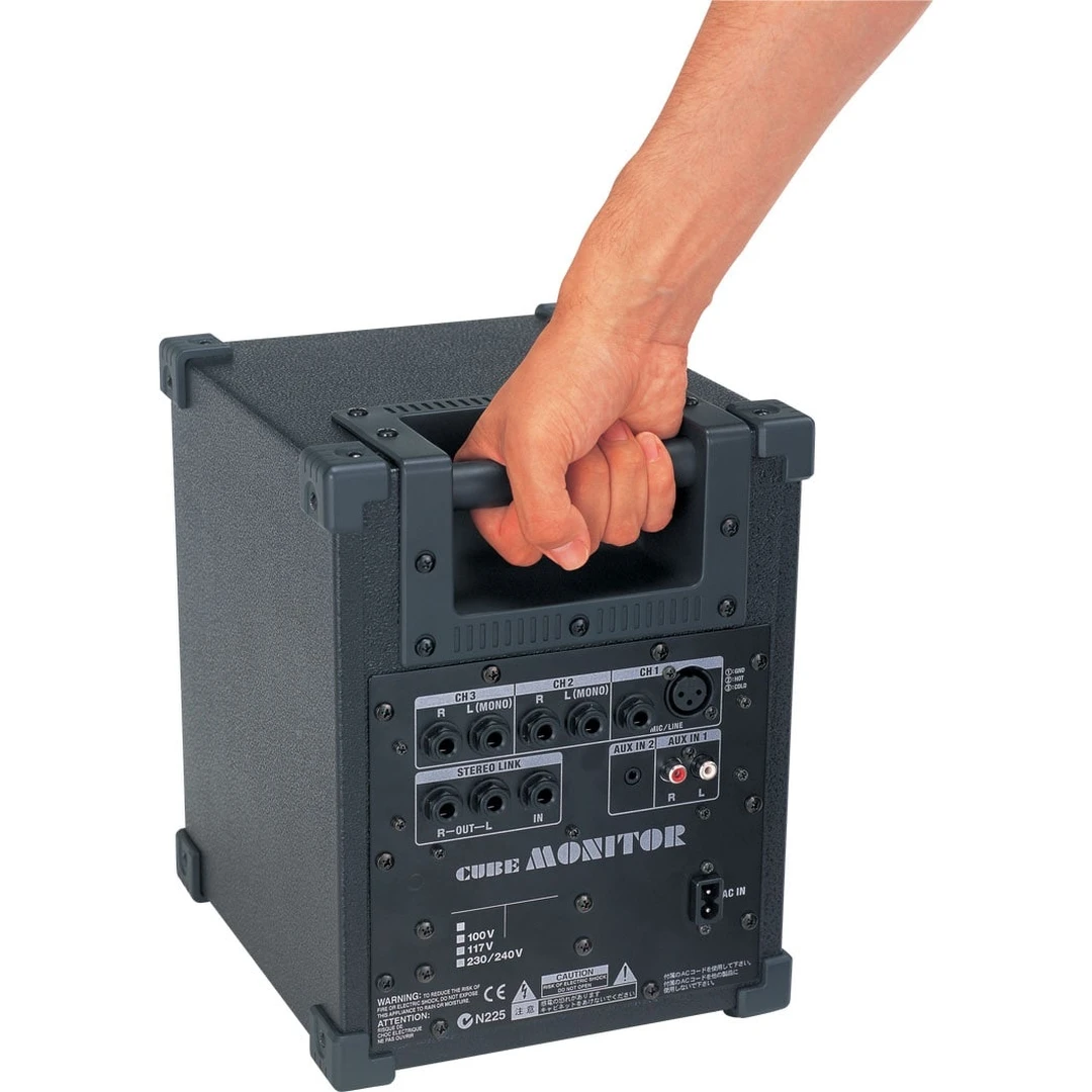 Комбоусилитель Roland CM-30 Cube Monitor
