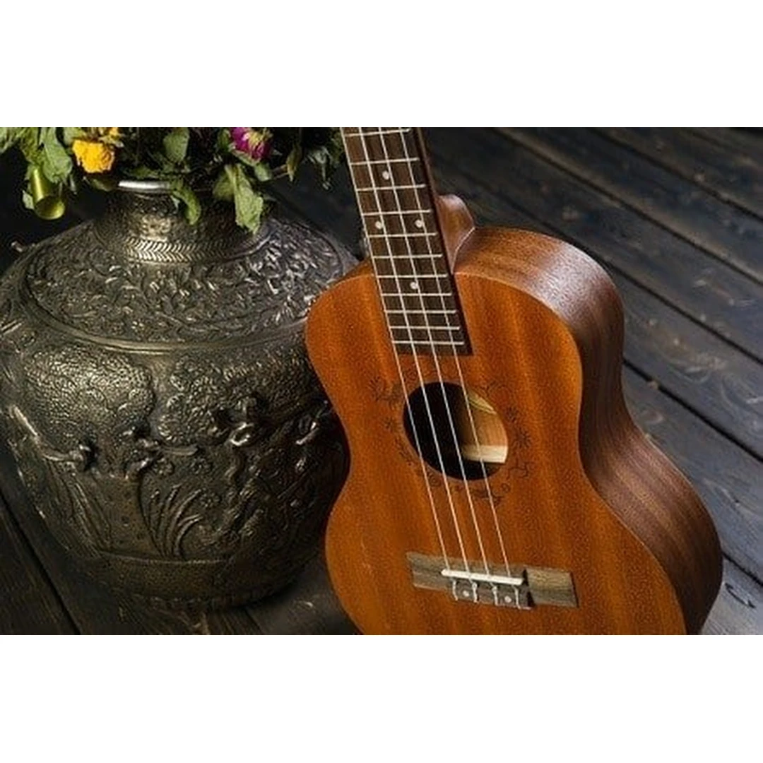 Укулеле Flight NUT 310