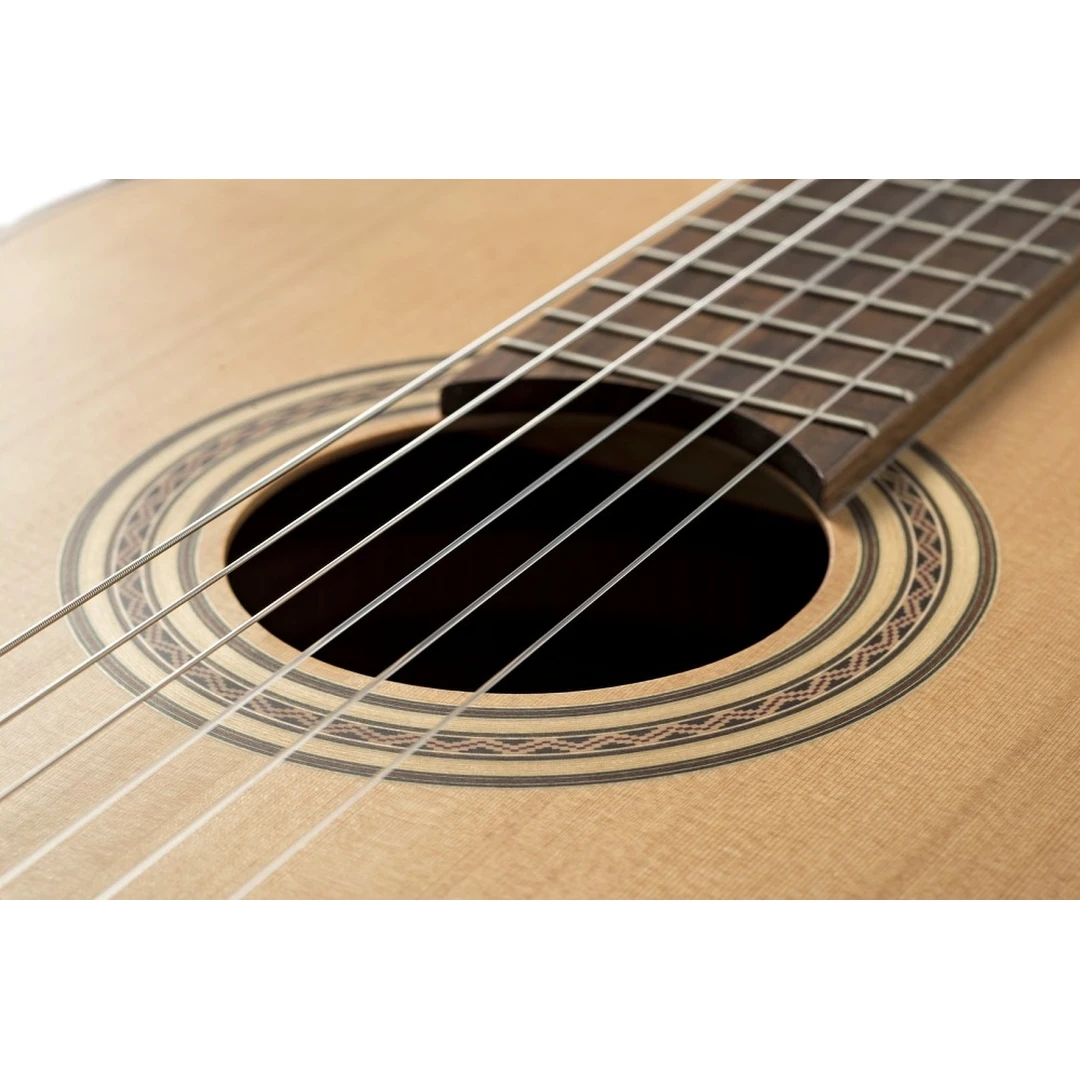 Классическая гитара La Mancha Rubi CM/63-N