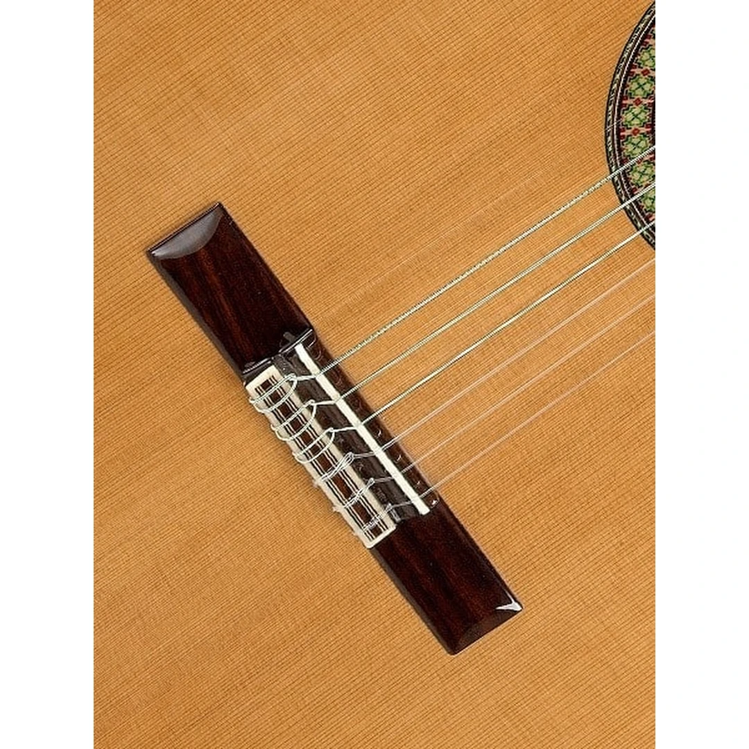 Классическая гитара Alhambra 7C