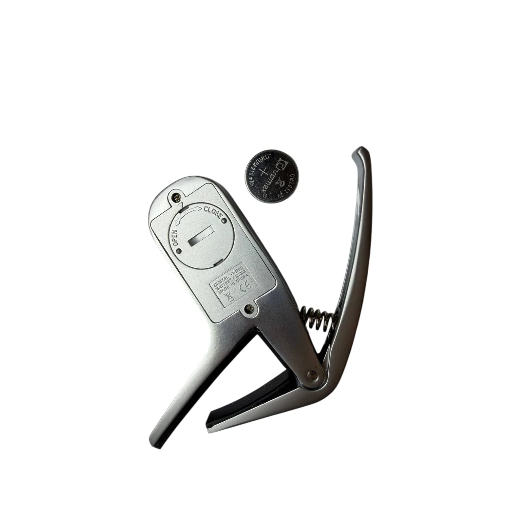 Каподастр с тюнером для гитары Dimavery 26300007