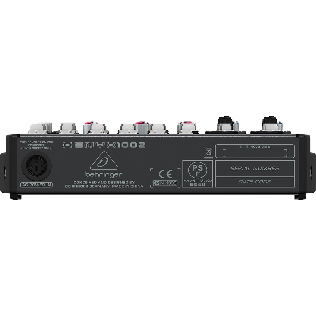 Микшерный пульт Behringer 1002