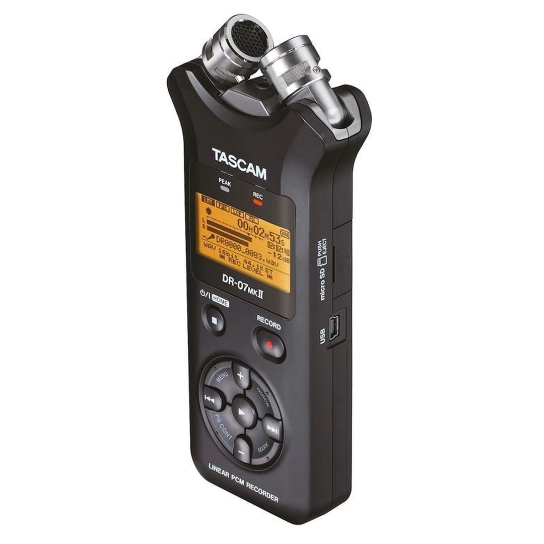 Портативный цифровой рекордер Tascam DR-07 MKII