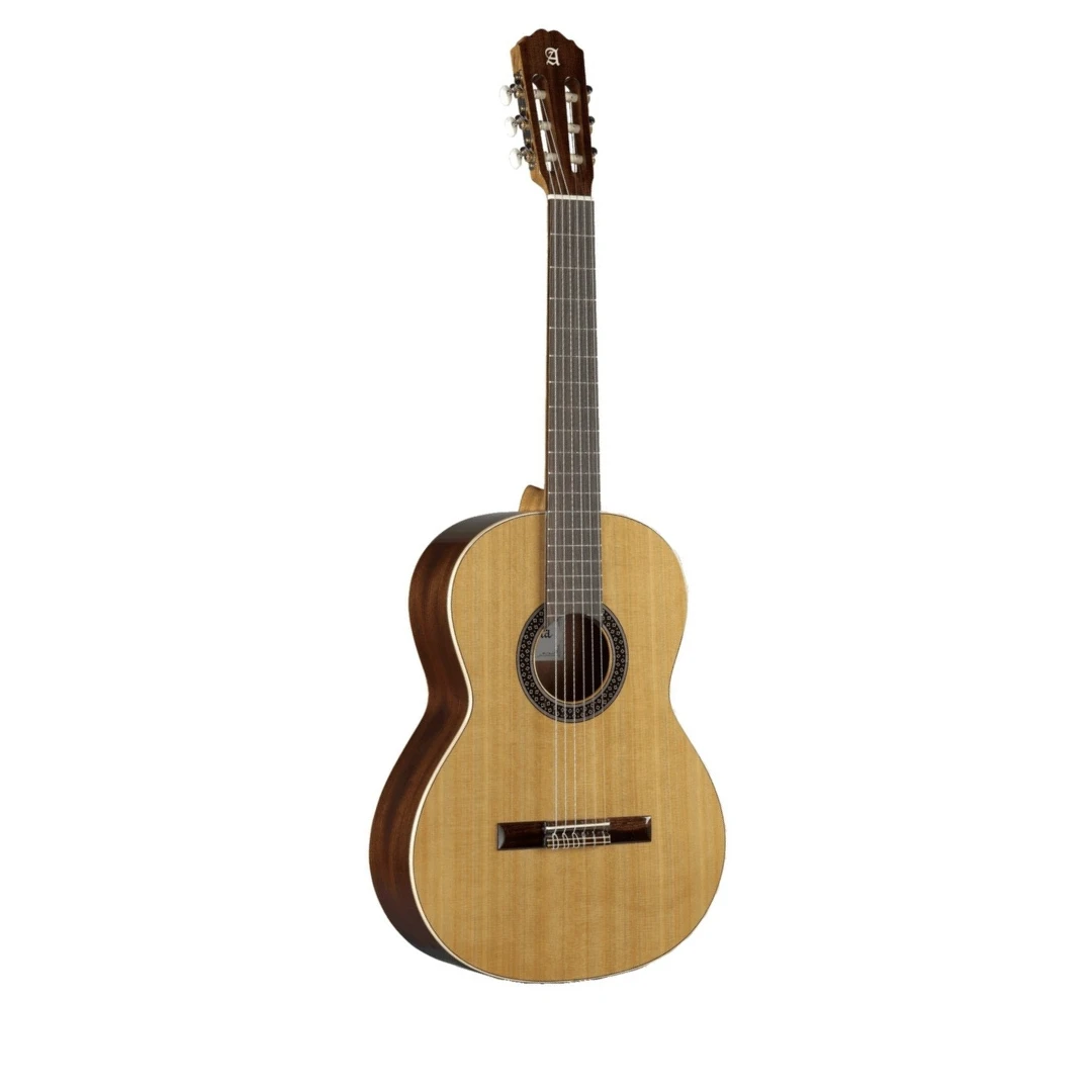 Классическая гитара Alhambra 1C