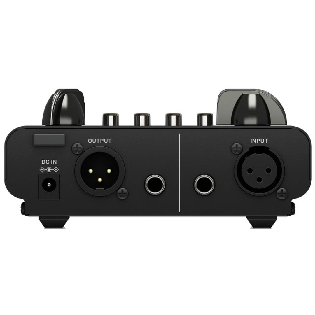 Предусилитель для микрофона Behringer MIC300