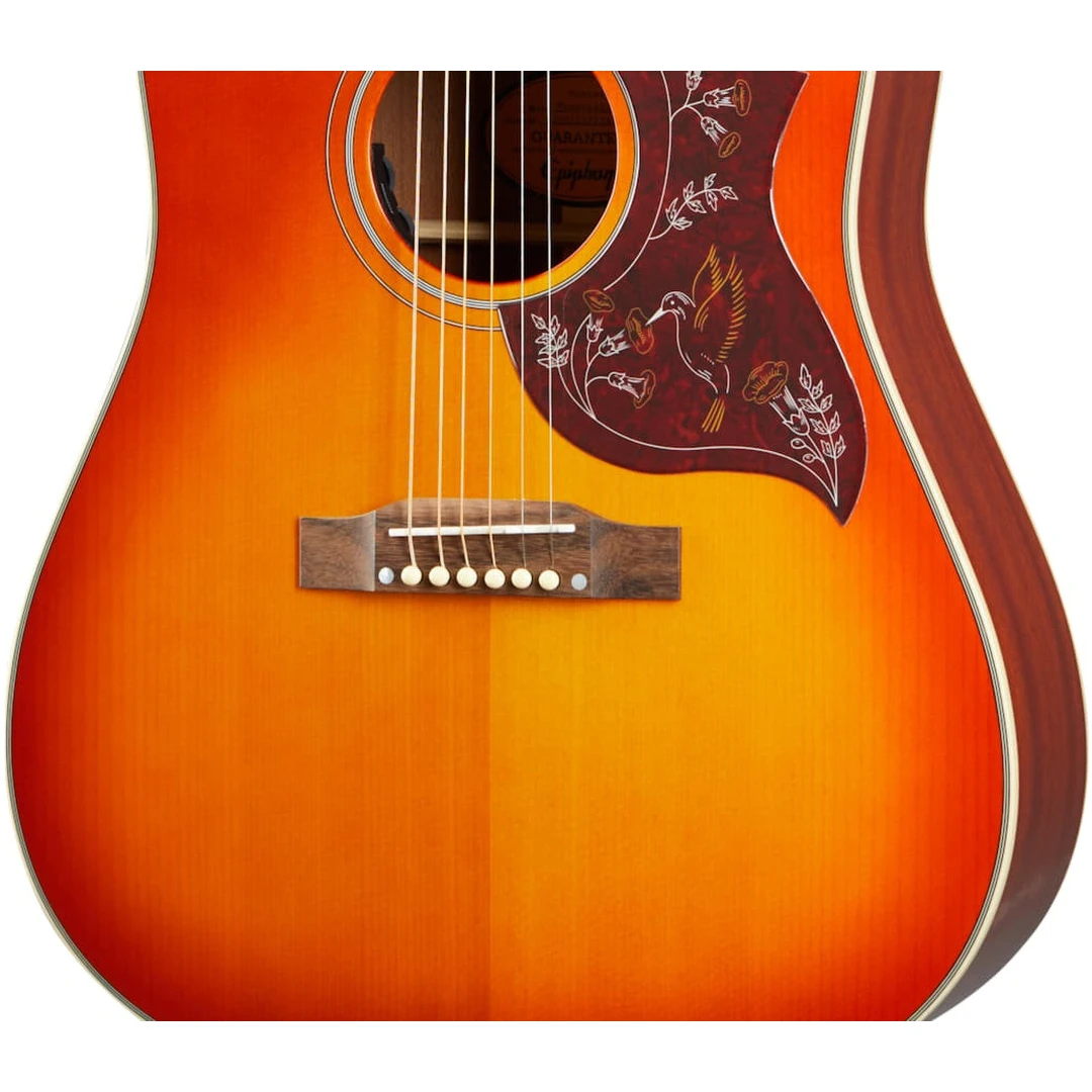Электроакустическая гитара Epiphone Hummingbird Aged Cherry Sunburst Gloss