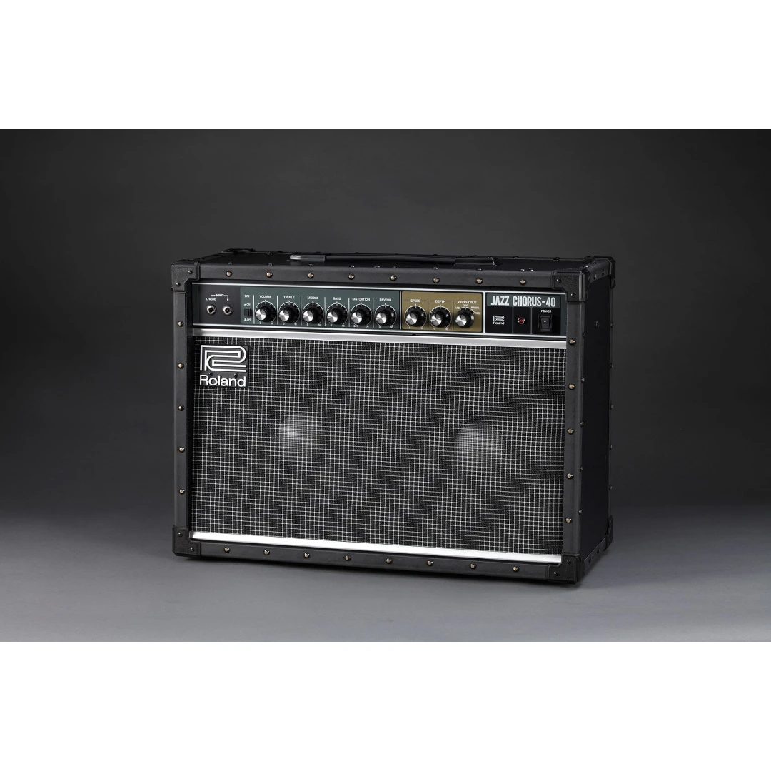 Комбоусилитель Roland JC-40
