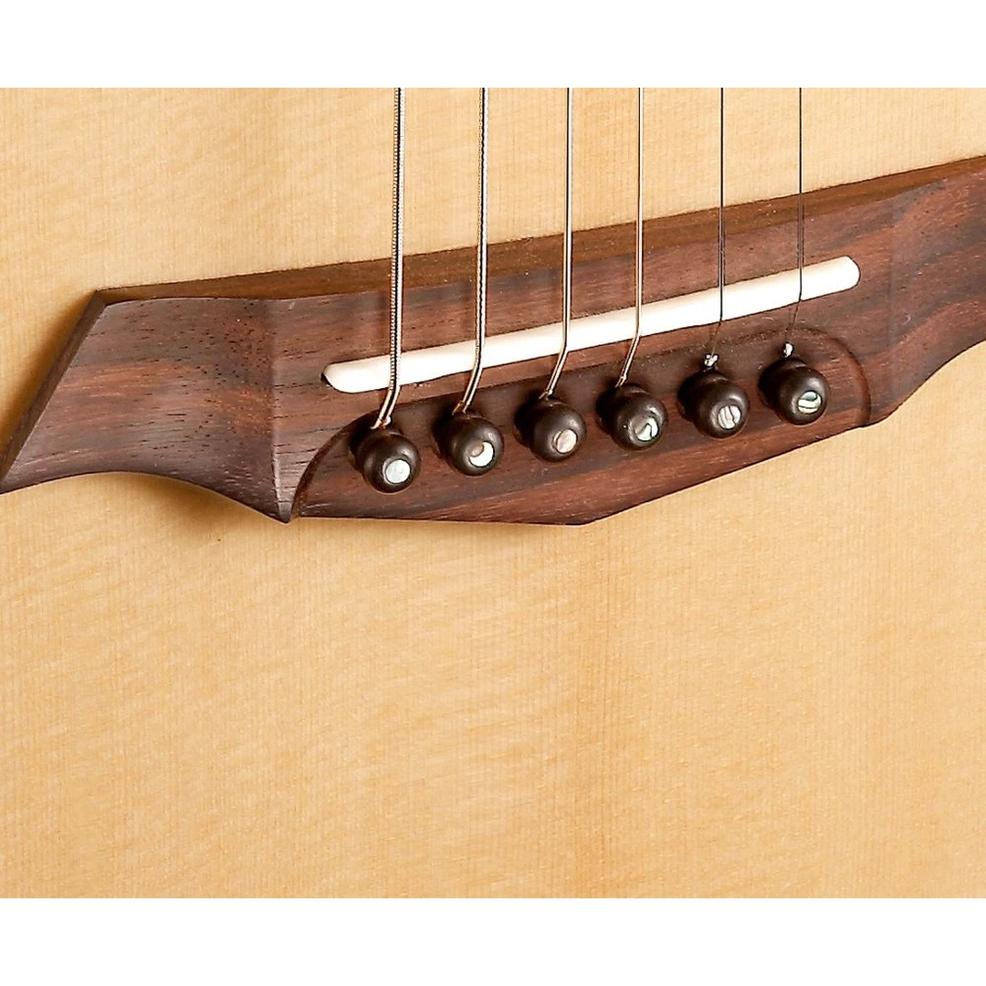 Акустическая гитара Parkwood P610