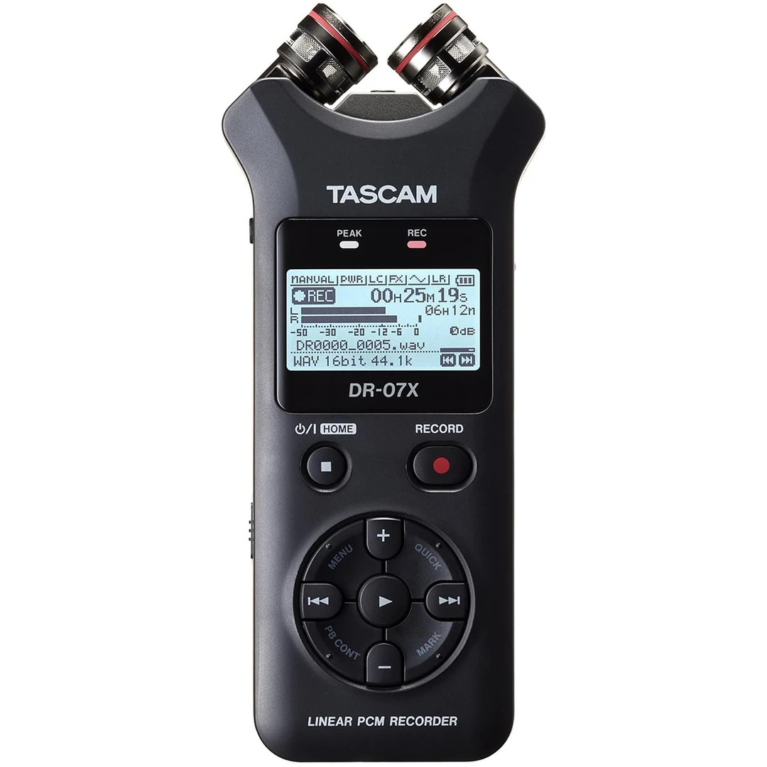 Портативный рекордер Tascam DR-07X