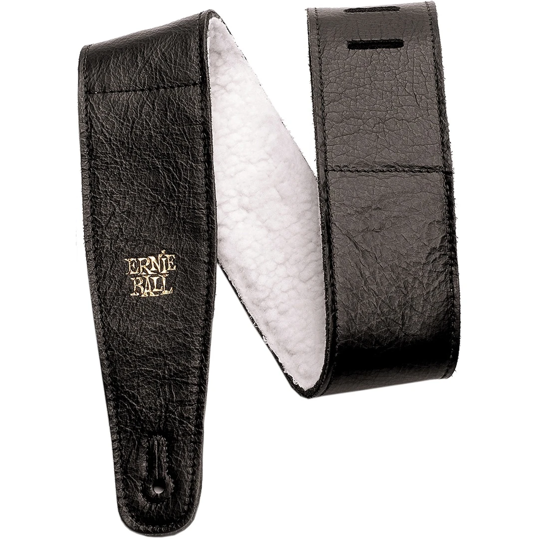 Ремень для гитары Ernie Ball Black Italian Leather with Fur P04137