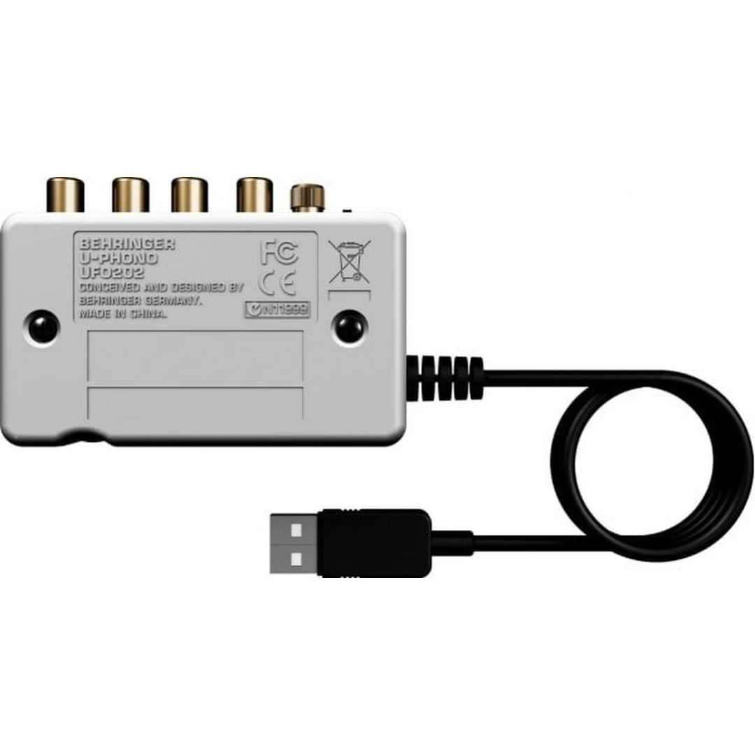Аудиоинтерфейс Behringer UFO202