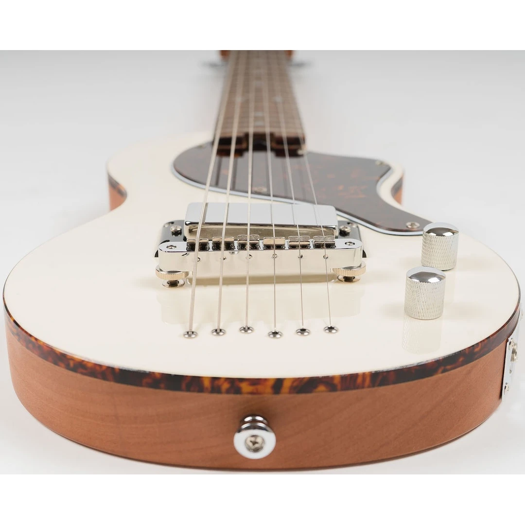 Гитарный набор Blackstar Carry On Travel Pack White (amPlug)