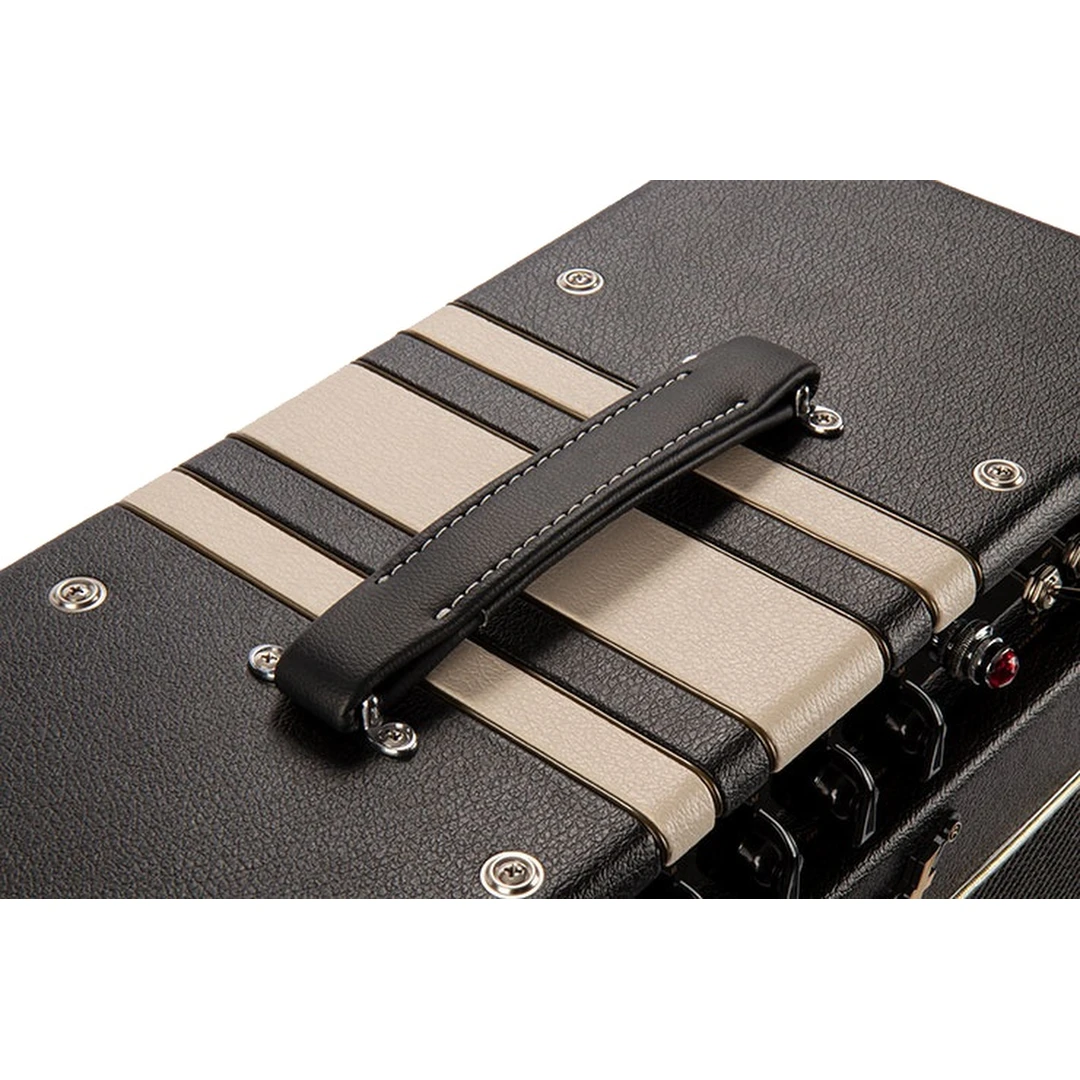 Комбоусилитель Cort CMV15