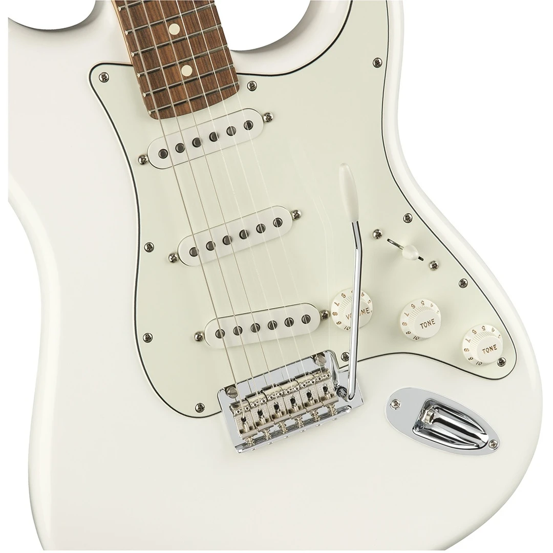 Электрогитара Fender Player Stratocaster PF Polar White