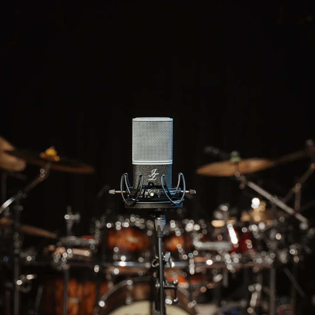 Микрофон конденсаторный JZ Microphones V-12