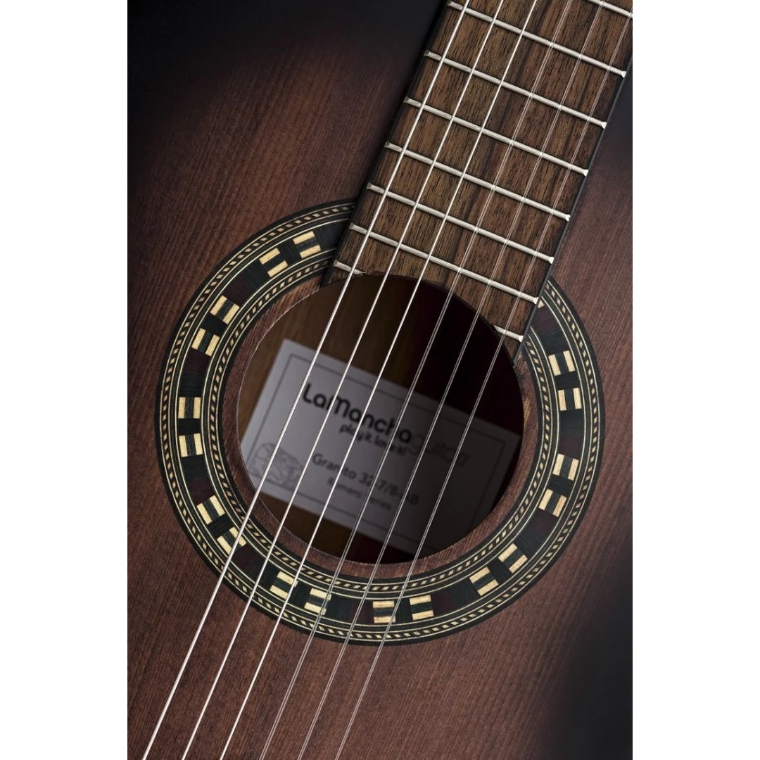 Классическая гитара La Mancha Granito 32-7/8-AB