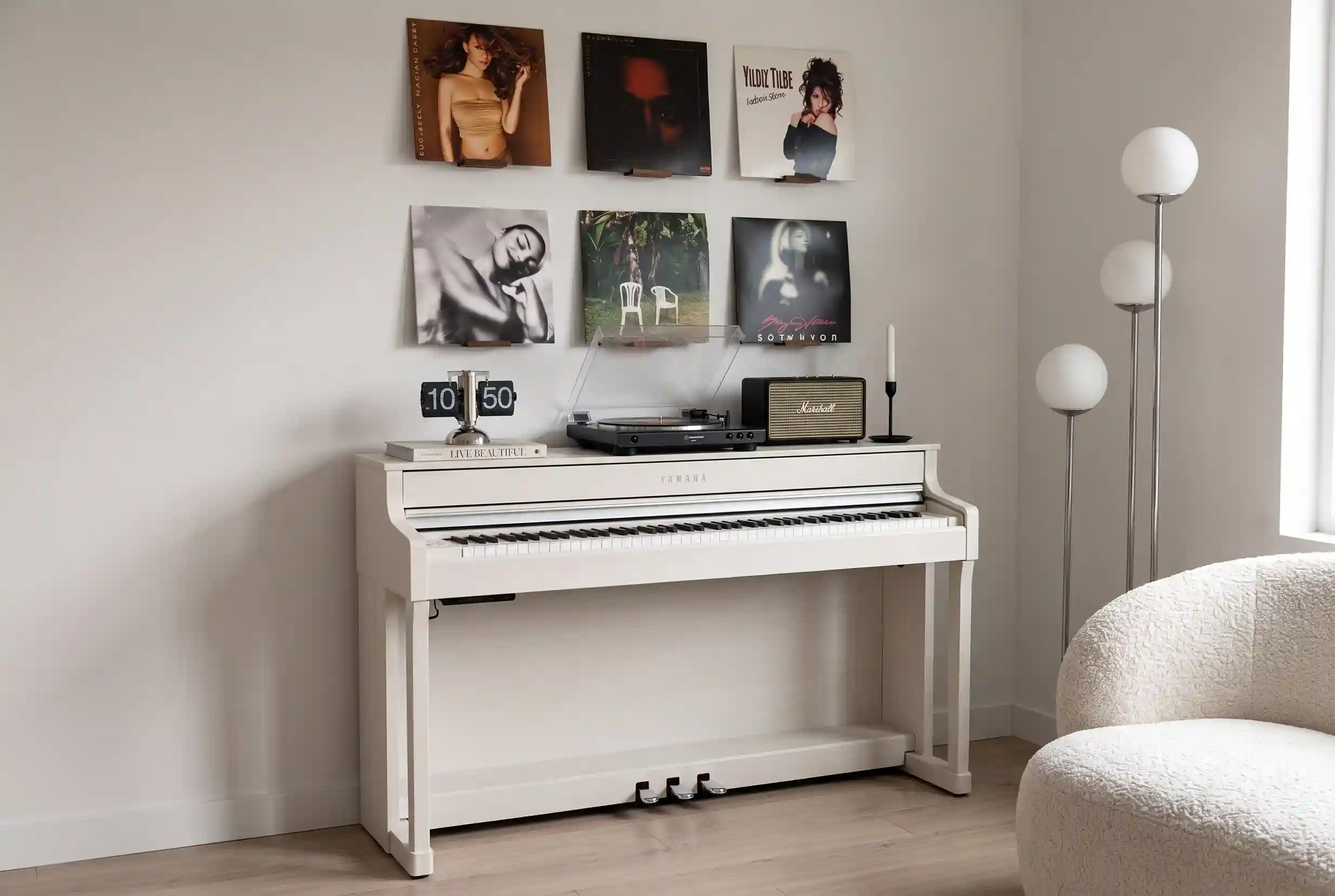 Цифровое пианино Yamaha CLP-835WB