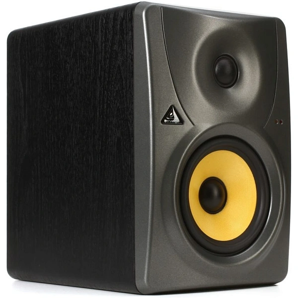 Студийный монитор Behringer B1030A