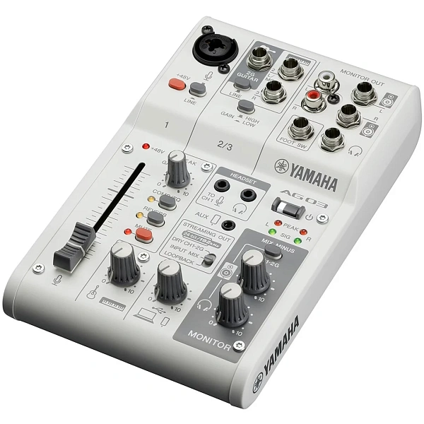Комплект студийного оборудования Yamaha AG03MK2 White LSPK