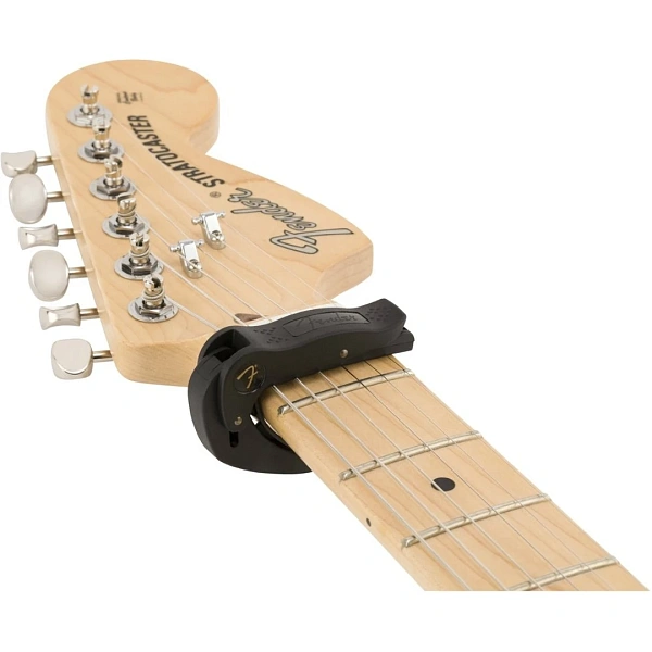 Каподастр Fender Smart Capo