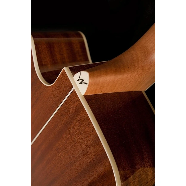 Электроакустическая гитара Washburn WD10SCE