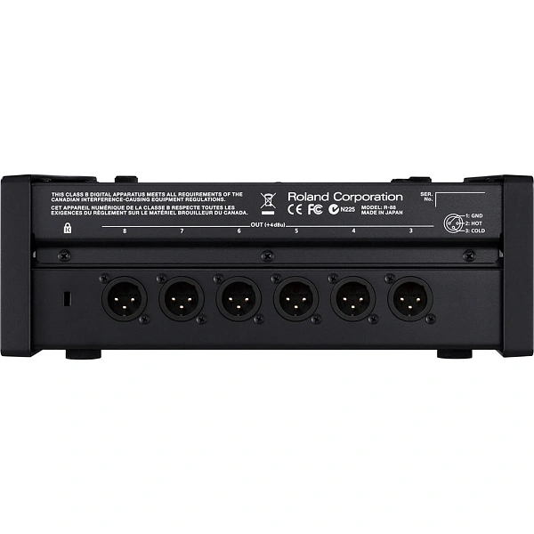 Рекордер Roland R-88