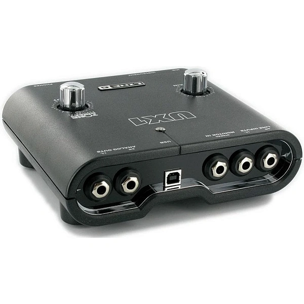 Аудиоинтерфейс Line 6 POD Studio UX1