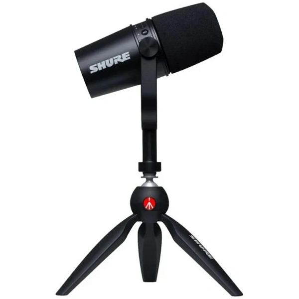 Микрофон Shure MV7-K-BNDL