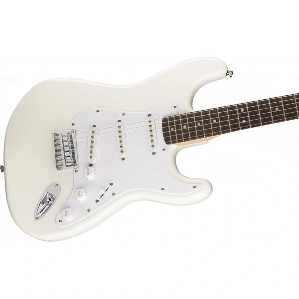 Электрогитара Fender Squier Bullet Stratocaster HT LRL Arctic White