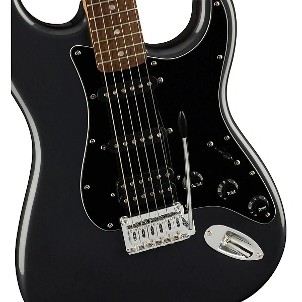 Гитарный набор Fender Squier Affinity Stratocaster HSS Pack LRL Charcoal Frost Metallic