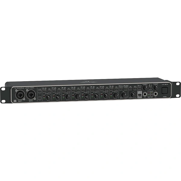 Аудиоинтерфейс  Behringer UMC1820