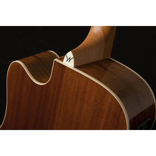 Электроакустическая гитара Washburn WD7SCE