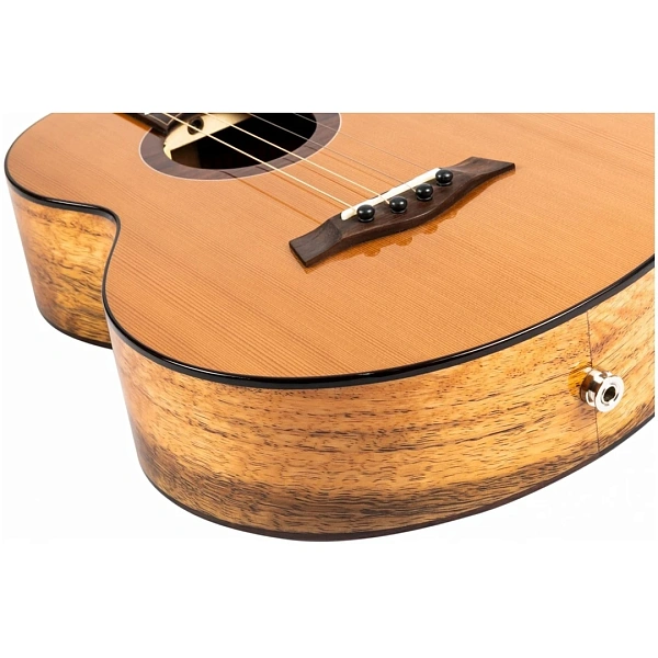 Укулеле Flight Lily Baritone EQ-A