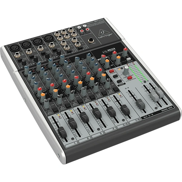 Микшерный пульт Behringer 1204USB