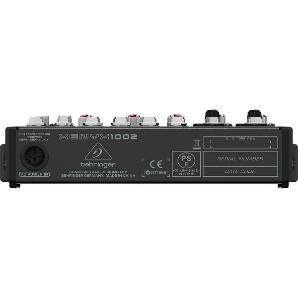 Микшерный пульт Behringer 1002