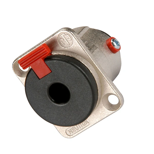 Разъём Neutrik NJ3FP6C