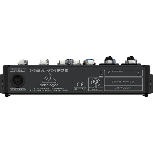 Микшерный пульт Behringer 802