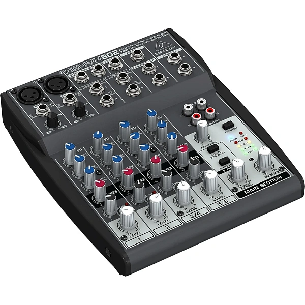 Микшерный пульт Behringer 802