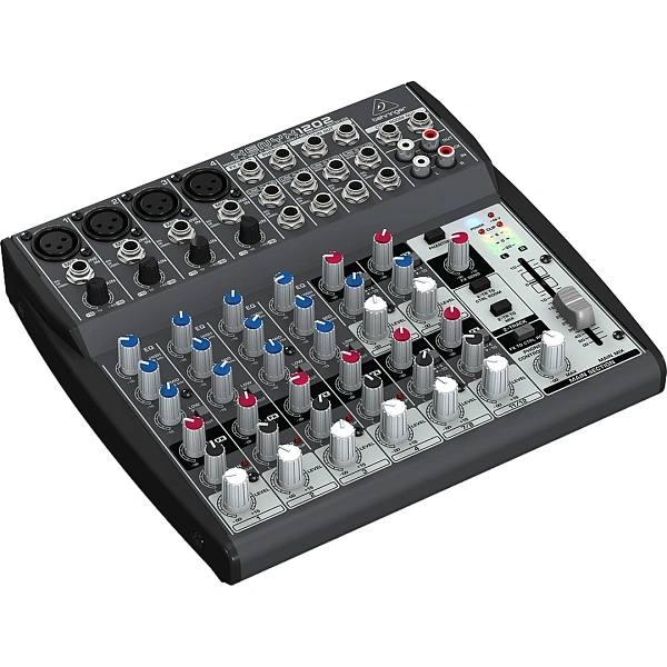 Микшерный пульт Behringer 1202
