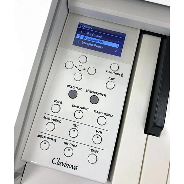 Цифровое пианино Yamaha Clavinova CLP-745 WH